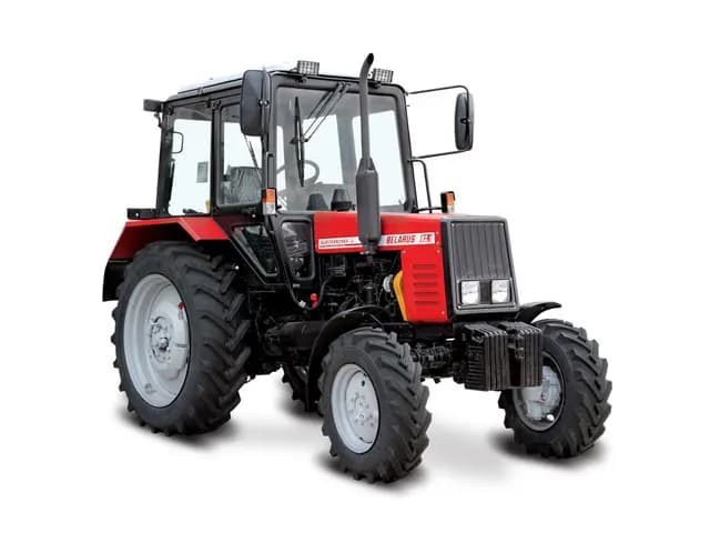 Dizel motor tipa D-243 pruža snagu od 60 kW (81 KS), što čini ovaj traktor sposobnim za različite zadatke u poljoprivredi.