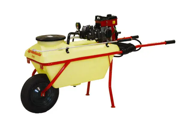 Zbog svoje konstrukcije može da se koristi na mestima nedostupnima za velike mašine ili teže dostupnim mestima.